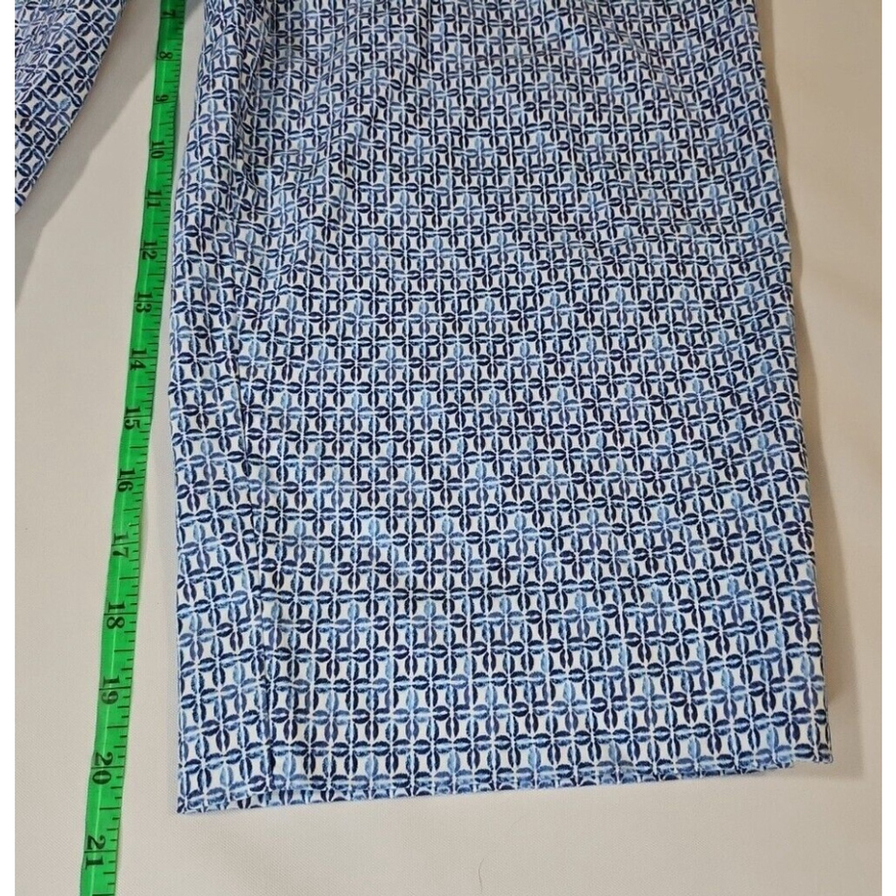 Yarn & Sea Blue White Geometric Patterned Capris Plus Size 16W - Picture 6 of 10